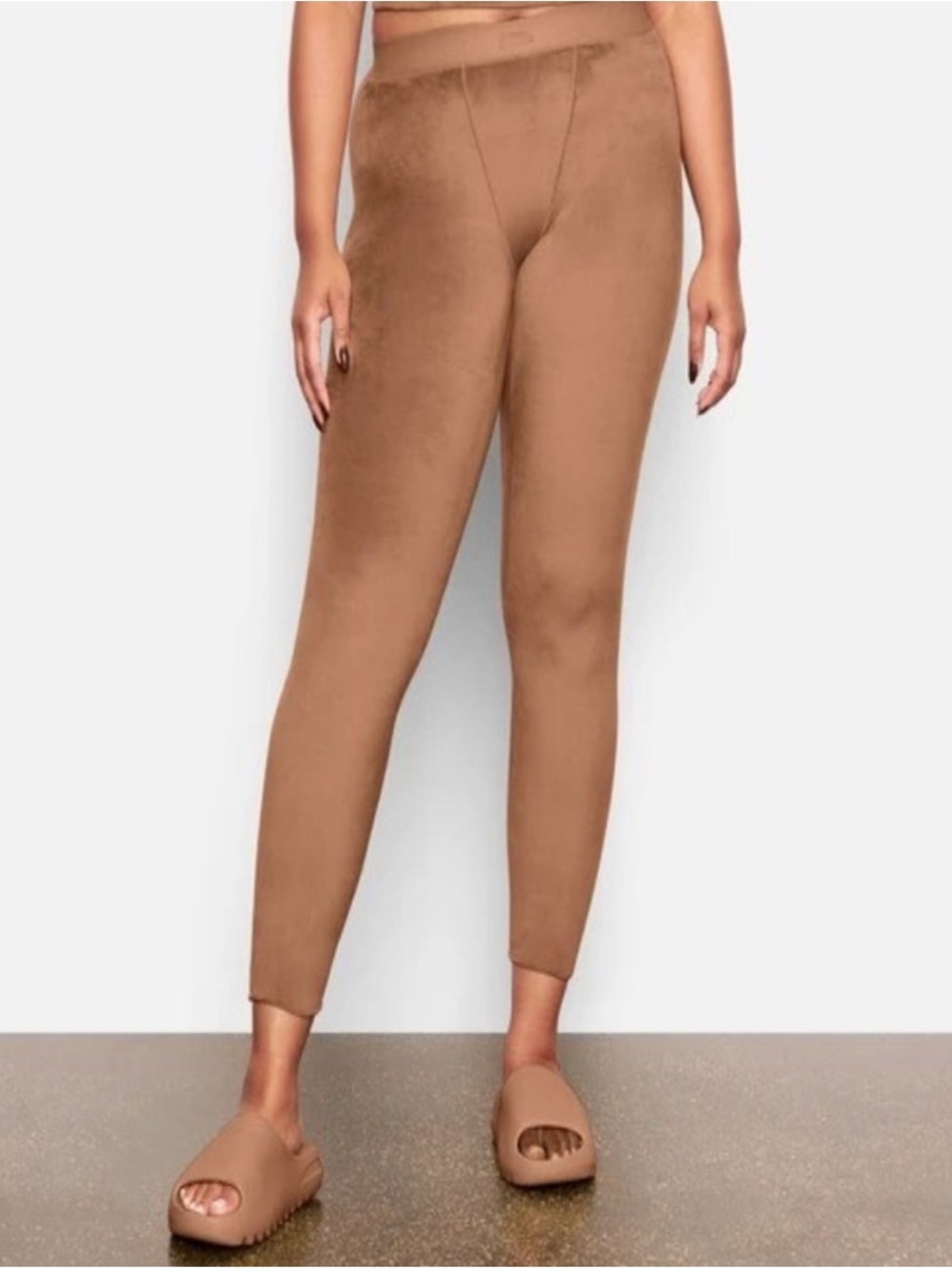 SKIMS Velour High-Rise Women's Knit Leggings in Sienna